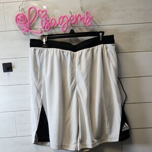 NWT Mens Adidas White and Black Athletic Shorts